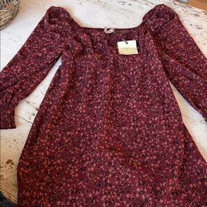 NWT Floral Square-Neck Peasant Dress in Burgundy